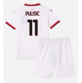 Billige AC Milan Christian Pulisic #11 Udebanetrøje Børn 2024-25 Kort ærmer (+ bukser)