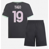 Billige AC Milan Theo Hernandez #19 Tredje trøje Børn 2024-25 Kort ærmer (+ bukser)