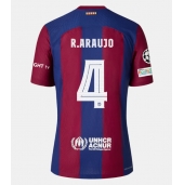 Billige Barcelona Ronald Araujo #4 Hjemmebanetrøje 2023-24 Kort ærmer