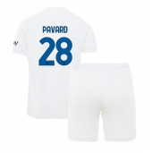 Billige Inter Milan Benjamin Pavard #28 Udebanetrøje Børn 2023-24 Kort ærmer (+ bukser)