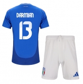 Billige Italien Matteo Darmian #13 Hjemmebanetrøje Børn EM 2024 Kort ærmer (+ bukser)