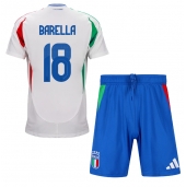 Billige Italien Nicolo Barella #18 Udebanetrøje Børn EM 2024 Kort ærmer (+ bukser)