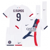 Billige Paris Saint-Germain Goncalo Ramos #9 Udebanetrøje Børn 2024-25 Kort ærmer (+ bukser)