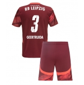 Billige RB Leipzig Lutsharel Geertruida #3 Udebanetrøje Børn 2024-25 Kort ærmer (+ bukser)