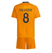 Billige Real Madrid Federico Valverde #8 Udebanetrøje Børn 2024-25 Kort ærmer (+ bukser)